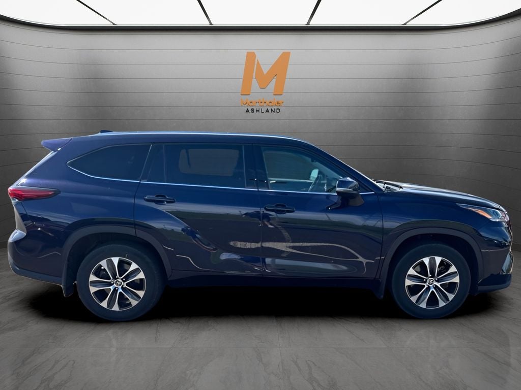 2021 Toyota Highlander XLE AWD