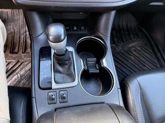 2015 Toyota HIGHLANDER XLE V6 AWD