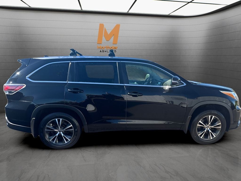2016 Toyota Highlander XLE V6 AWD