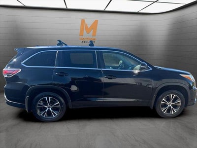 2016 Toyota Highlander XLE V6 AWD