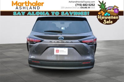 2022 Toyota SIENNA XLE XLE FWD