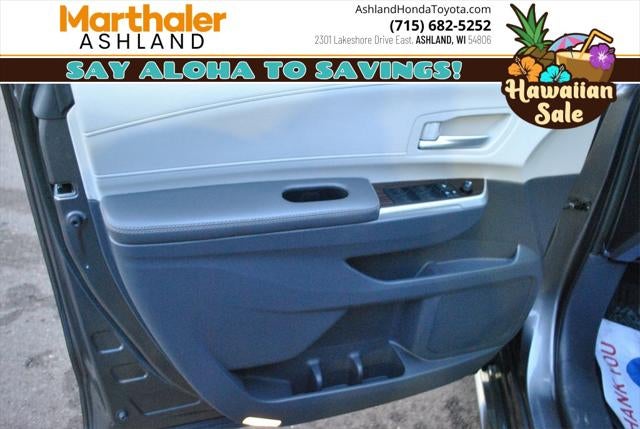 2022 Toyota SIENNA XLE XLE FWD