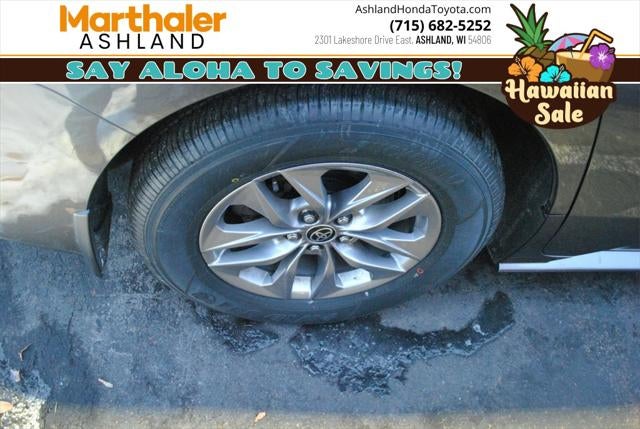 2022 Toyota SIENNA XLE XLE FWD