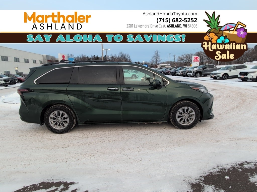 2023 Toyota SIENNA XLE XLE 7 Passenger Plus Package FWD