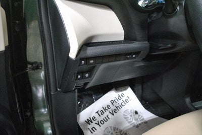 2023 Toyota SIENNA XLE XLE 7 Passenger Plus Package FWD