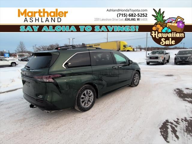 2023 Toyota SIENNA XLE XLE 7 Passenger Plus Package FWD