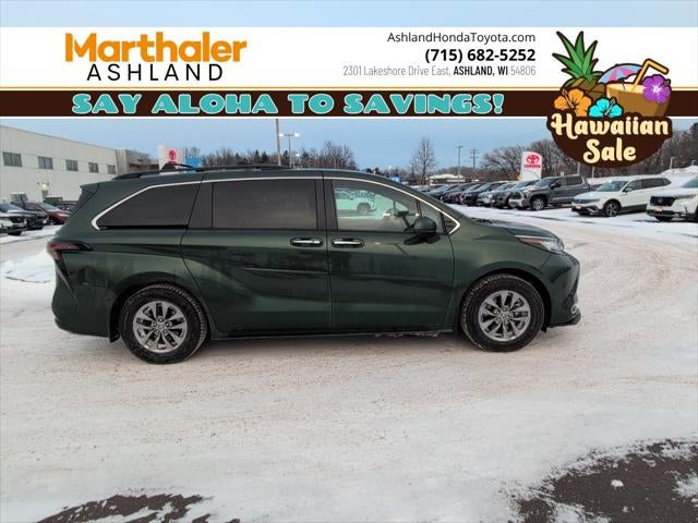 2023 Toyota SIENNA XLE XLE 7 Passenger Plus Package FWD