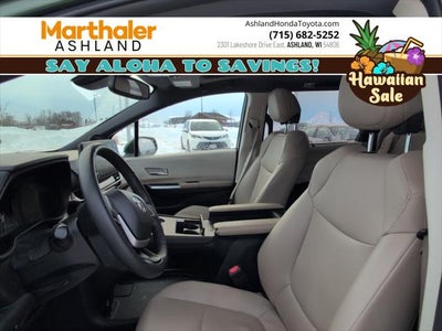 2023 Toyota SIENNA XLE XLE 7 Passenger Plus Package FWD