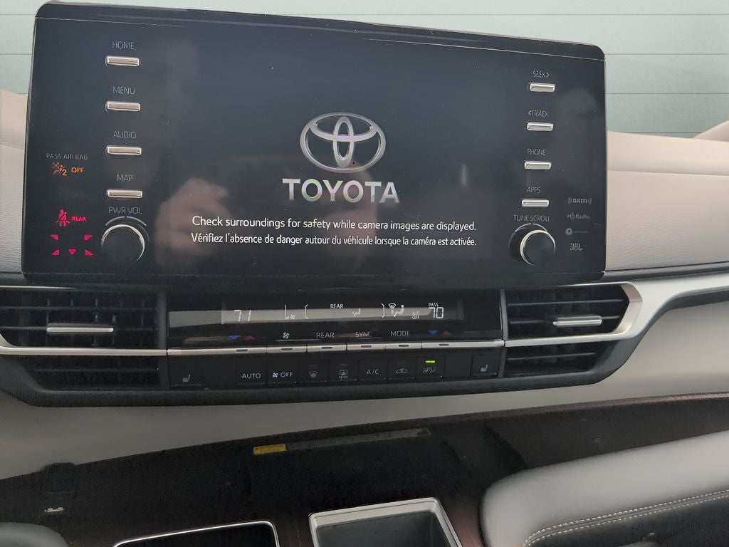 2024 Toyota SIENNA XLE AWD XLE 7 Passenger