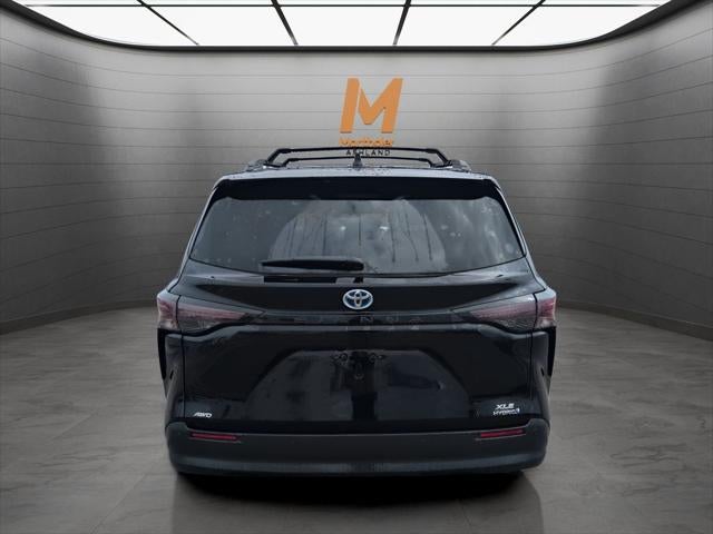 2024 Toyota SIENNA XLE AWD XLE 7 Passenger
