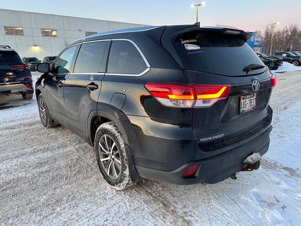 2018 Toyota HIGHLANDER XLE 7 Passenger AWD