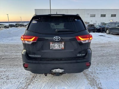 2018 Toyota HIGHLANDER XLE 7 Passenger AWD