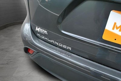 2023 Toyota HIGHLANDER XLE 8 Passenger AWD