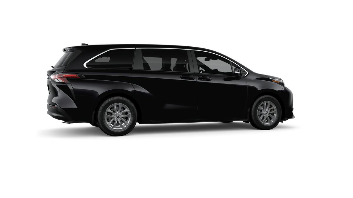 2026 Toyota Sienna LE 8 Passenger