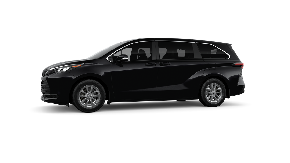 2026 Toyota Sienna LE 8 Passenger