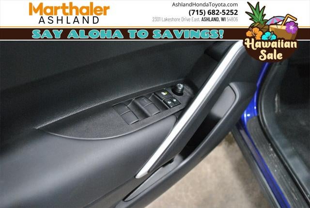 2025 Toyota Corolla Cross LE AWD