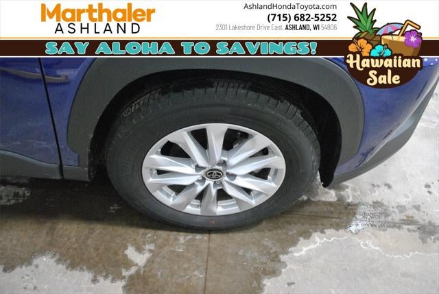 2025 Toyota Corolla Cross LE AWD