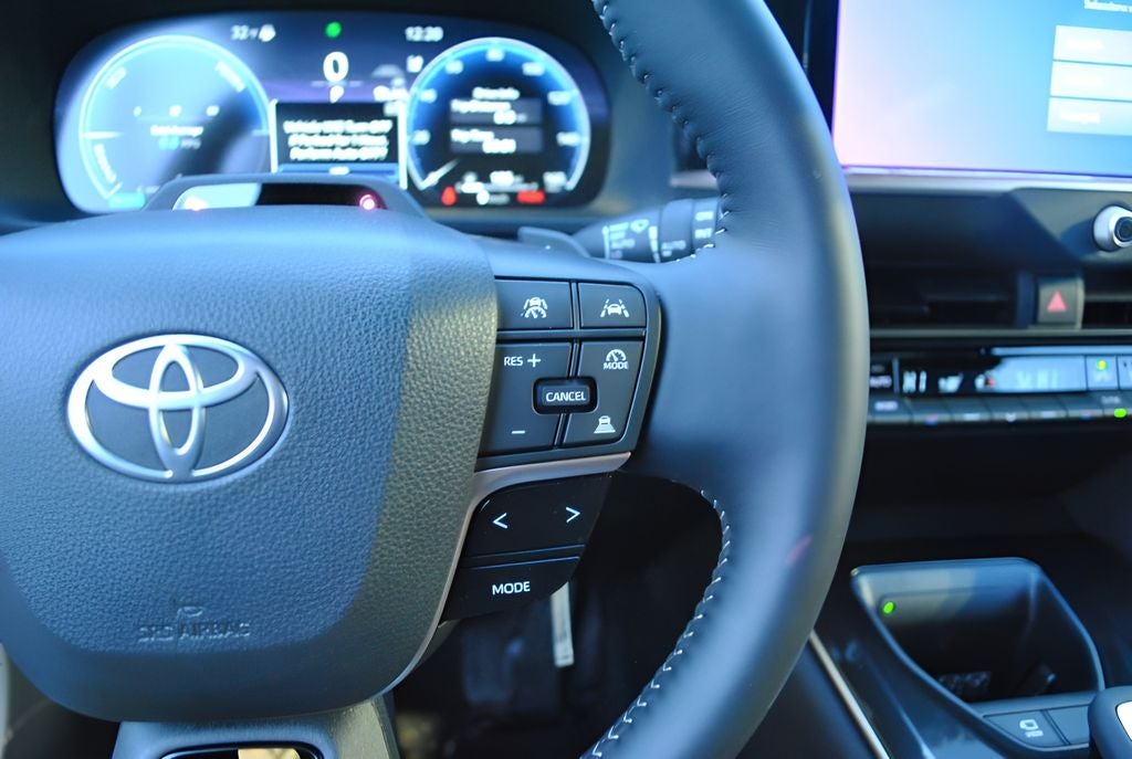 2026 Toyota Toyota Crown Signia Limited