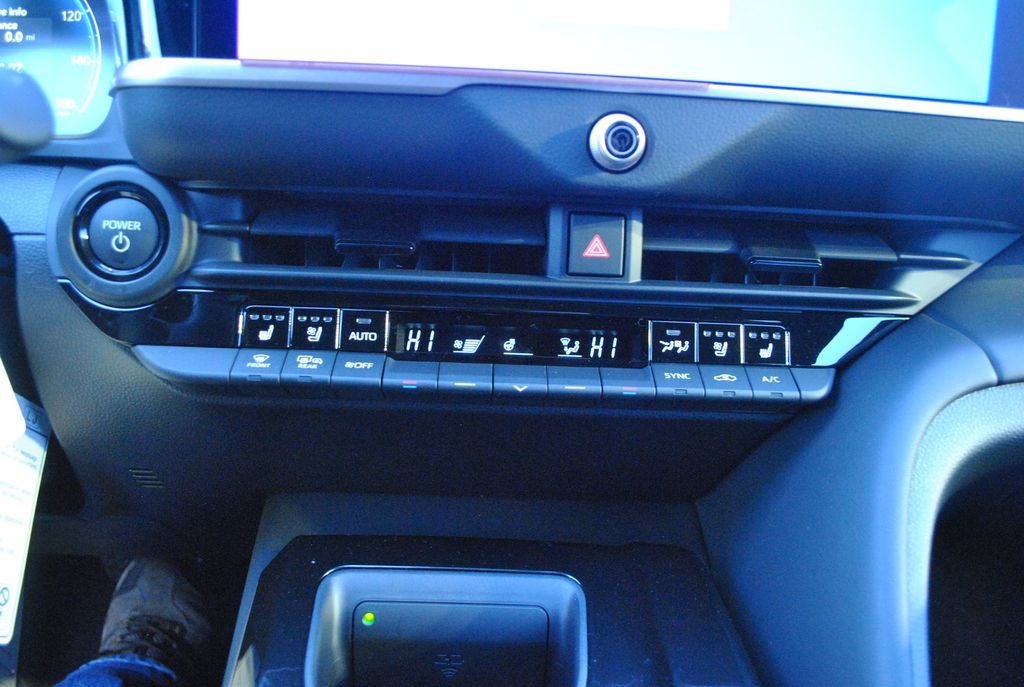 2026 Toyota Toyota Crown Signia Limited