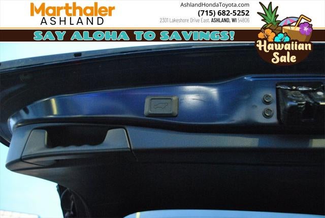 2023 Toyota RAV4 HYBRID XLE Premium AWD