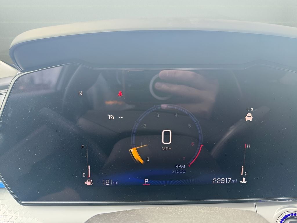 2025 Chevrolet Trax LT FWD