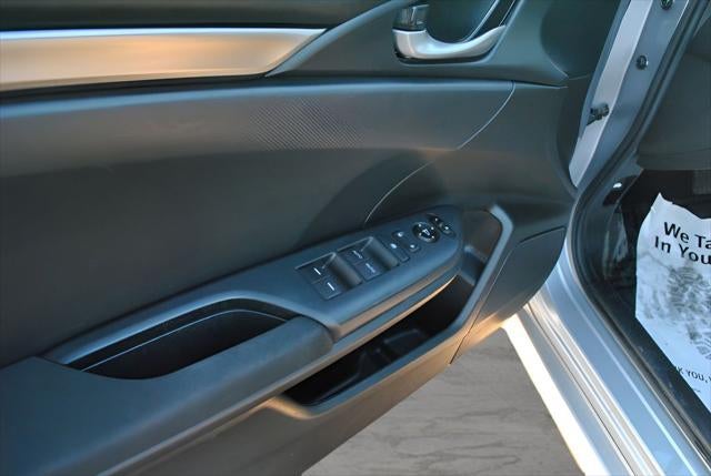 2018 Honda Civic LX FWD Hatchback